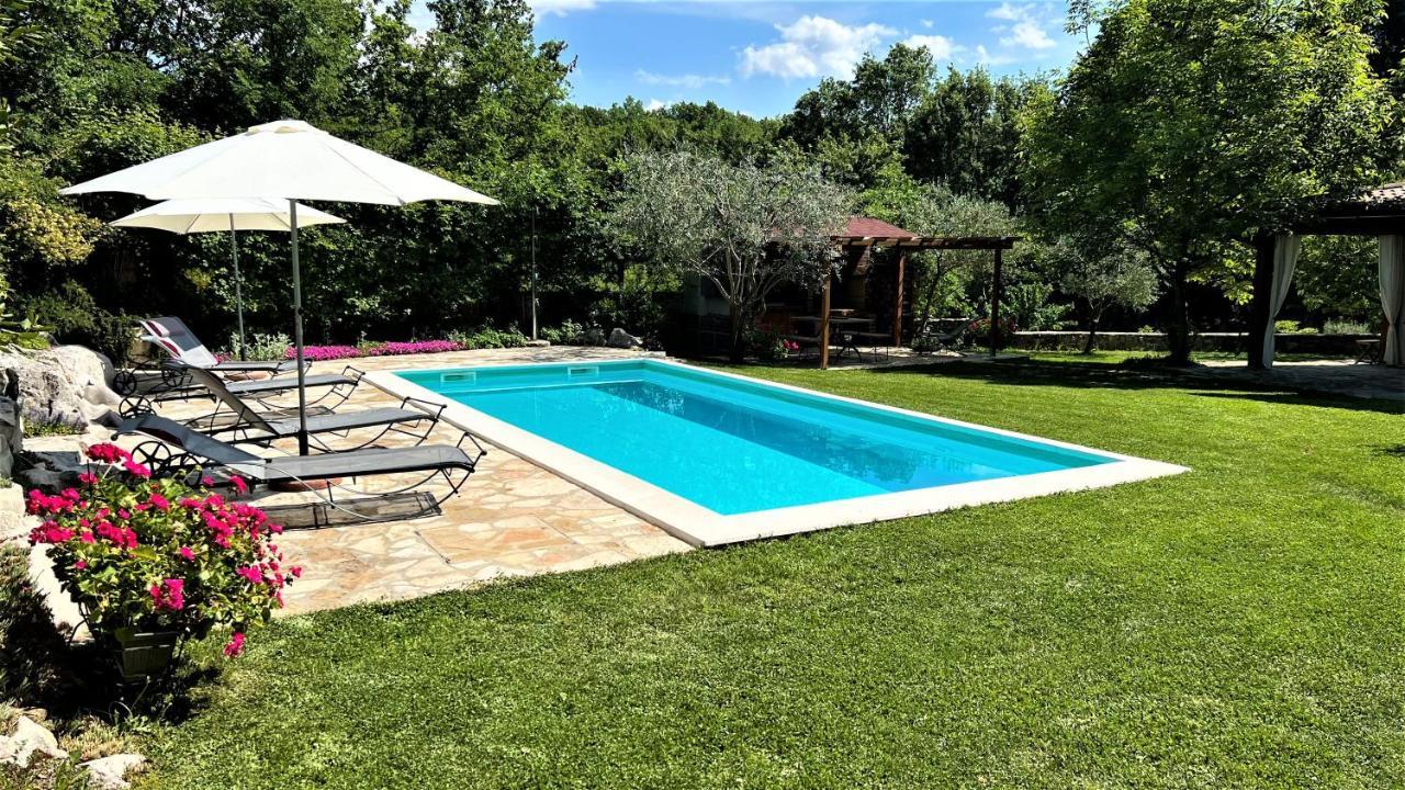 Holiday Home Casa Dei Farfui Momjan Exterior photo